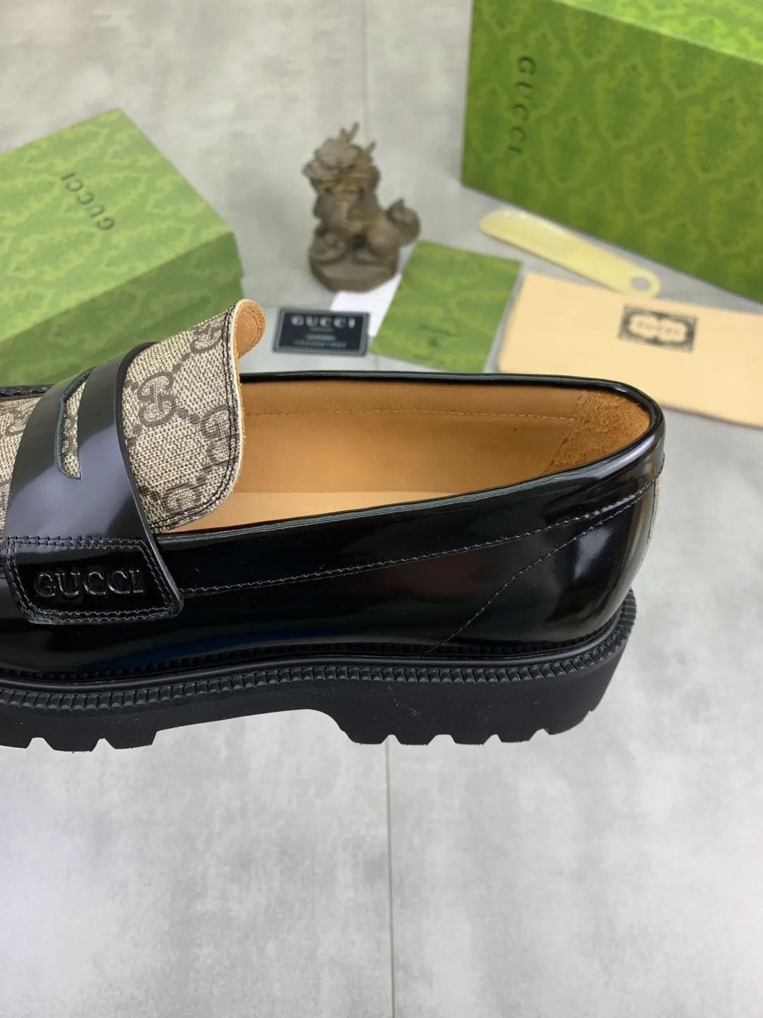 Men's shoes P580💰【New style】🆘Water dyed cowhide lining (GUCCI) Gucci business leather shoes, made of original imported Italian 🇮🇹 open-edge beaded calfskin, fully water-dyed cowhide lining, carefully handmade by professional shoemakers, the original version is specially designed for wear-resistant and lightweight foam outsole. Standard code: 38-45 5️⃣color🉑️select